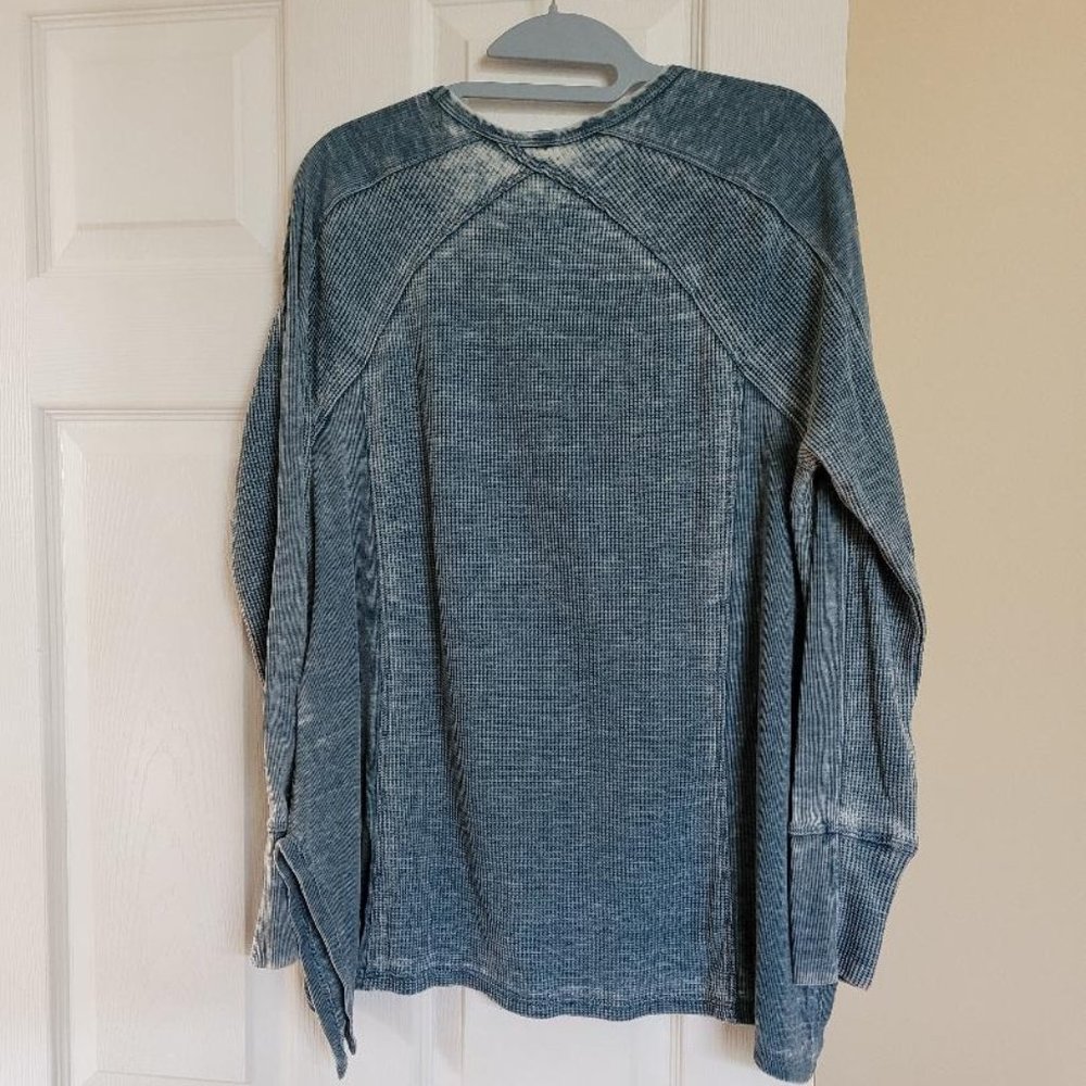 Green Tea Women's Pullover Top M With Flare Bottom - Picture 7 of 8